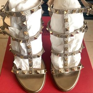 Valentino Gold Rockstud Heels 38 1/2.
